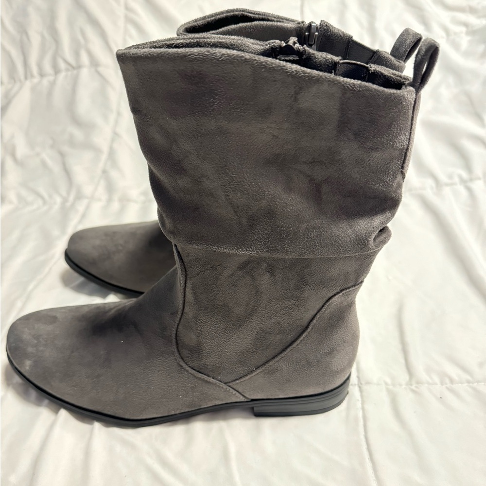 VJH comfort Wmns Slouchy Boots Bootie Sz 8.5 Round Toe Comfort Low Heel Mid Calf